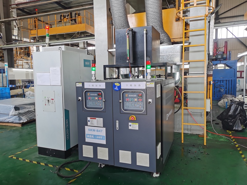 如何根據(jù)實(shí)際需求選擇合適功率的模溫機(jī)？