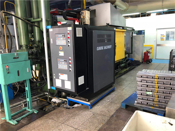 注塑模溫機應(yīng)用