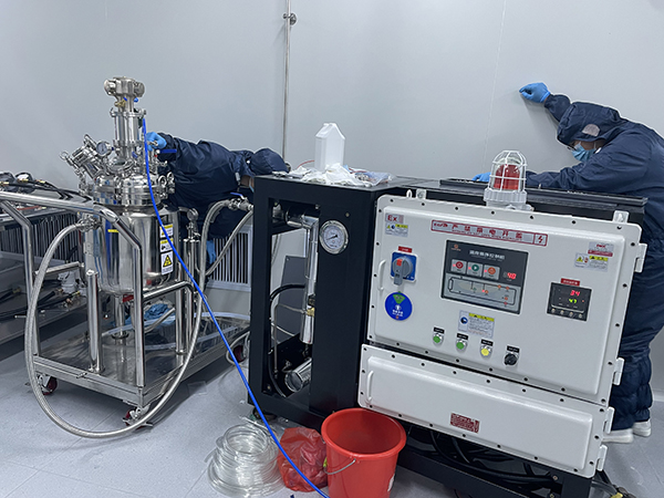 涂布膠反應釜控溫防爆水式模溫機