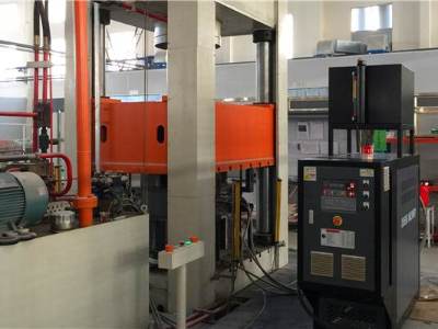 模溫機(jī)價(jià)格為什么有很大的區(qū)別？「歐能機(jī)械」品質(zhì)決定價(jià)格