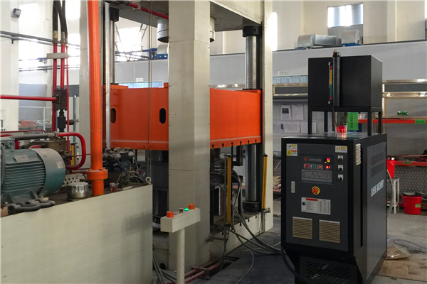 模溫機(jī)價格